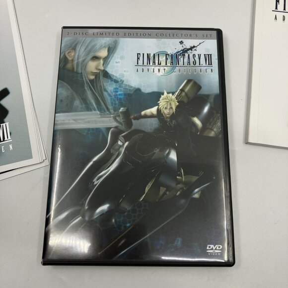 Final Fantasy VII Advent Children Limited Edition Collector's Set 2 DVD - Picture 6 of 11